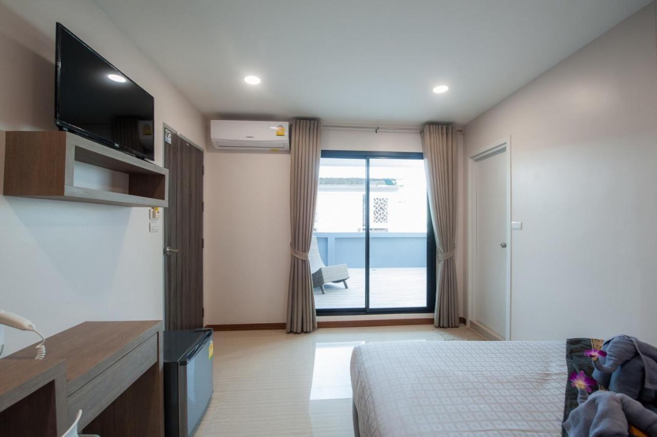 The Moon Night Hotel Bangkok Esterno foto